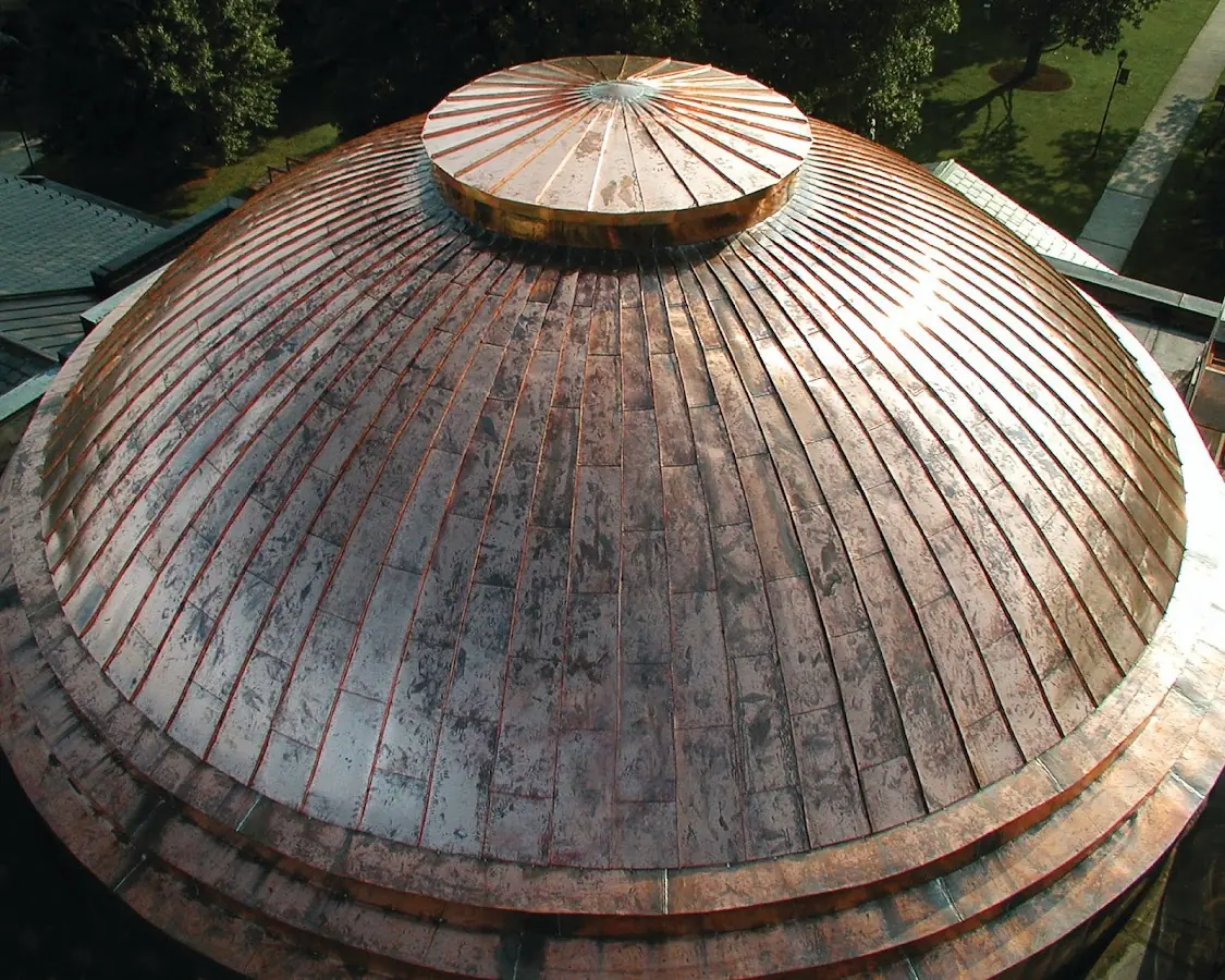 Craftsman Roofing crew installing a new roof in Bella Vista